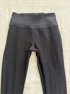 Alo High-Waist Black Leggings
